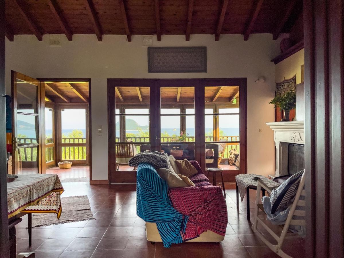 Villa Anta House By The Sea Lithakia  Extérieur photo